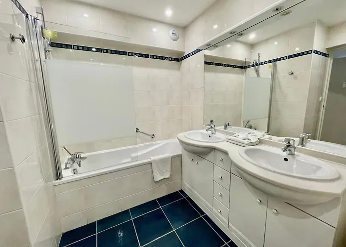 Pgh N6 - 100m De La Plage, Terrasse, Parking Apartment *